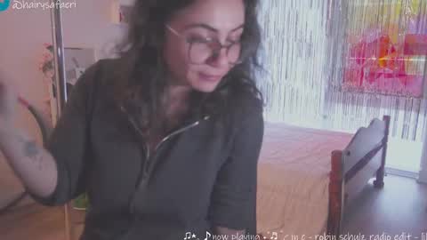 Snapshot of safaeri chatting on January 7, 8:21 pm Safa online show from January 7, 8:21 pm