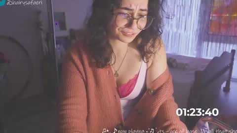 Snapshot of safaeri chatting on January 31, 9:48 pm Safa online show from January 31, 9:48 pm