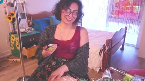 Snapshot of safaeri chatting on March 10, 10:13 pm Safa online show from March 10, 10:13 pm