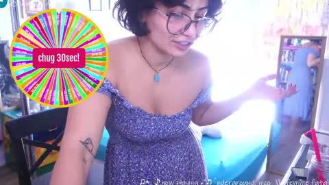 Snapshot of safaeri chatting on September 26, 3:38 pm Safa online show from September 26, 3:38 pm