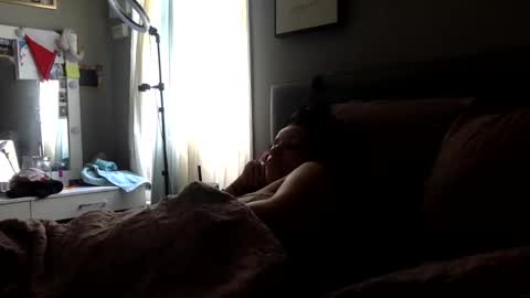 Snapshot of saggy888 chatting on September 21, 8:21 pm MistressLady online show from September 21, 8:21 pm