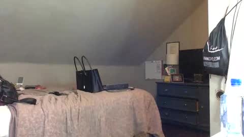 Snapshot of saggy888 chatting on September 23, 11:08 pm MistressLady online show from September 23, 11:08 pm