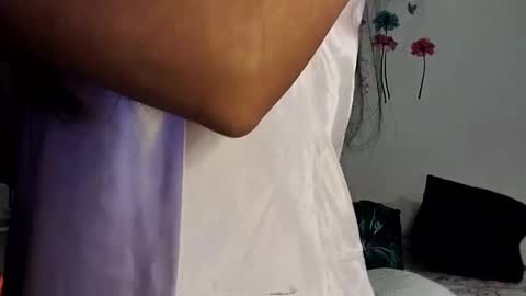 Snapshot of sahana_ashika chatting on February 9, 12:28 am Sahana Ashika online show from February 9, 12:28 am