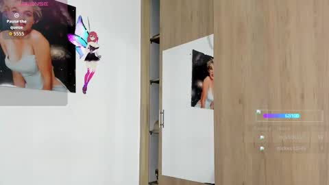 Snapshot of saharakros chatting on November 19, 1:27 am Sahara Kros online show from November 19, 1:27 am