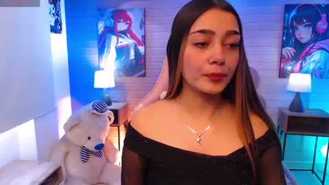Snapshot of sahhara_ chatting on July 1, 7:24 pm Hailey jonnes online show from July 1, 7:24 pm