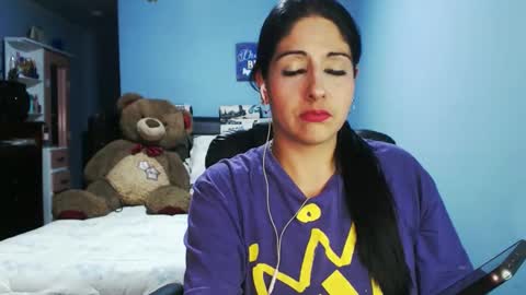 Snapshot of sahotlove1 chatting on June 3, 10:37 pm Karina online show from June 3, 10:37 pm