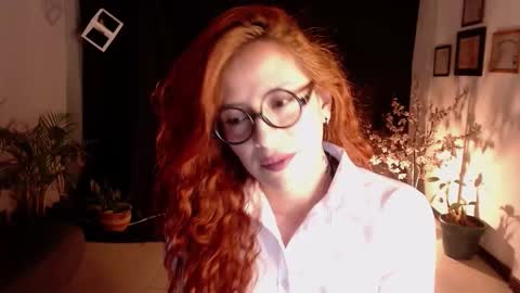 SARA online show from February 13, 2:42 pm