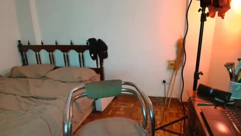 Sindy Scott online show from February 13, 7:43 pm