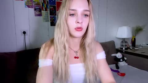 Sofia online show from October 13, 2:17 pm