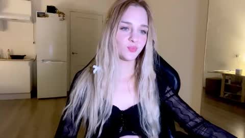 Sofia online show from October 17, 11:51 pm