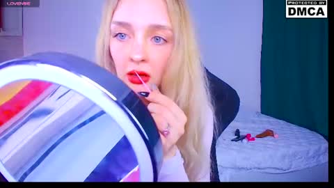 Sofia online show from June 15, 9:17 pm