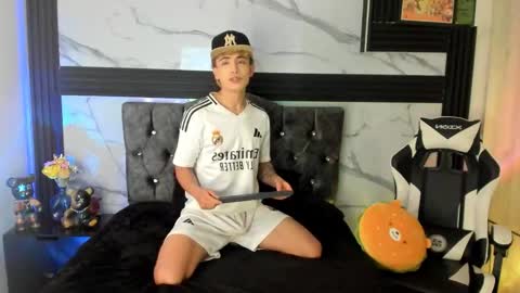 Juan online show from December 17, 5:57 am