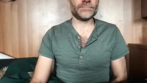 Snapshot of saint009 chatting on February 20, 9:22 am saint009 online show from February 20, 9:22 am