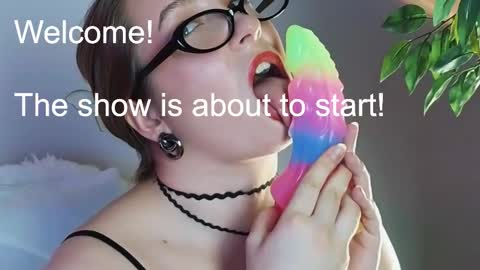 Snapshot of saint__vicious chatting on October 14, 8:09 pm saint__vicious online show from October 14, 8:09 pm