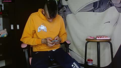 Snapshot of saint_boyy chatting on September 24, 9:01 am saint boy online show from September 24, 9:01 am