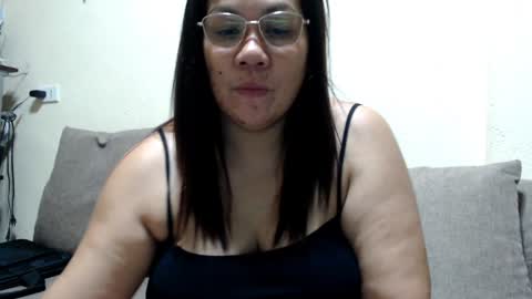 saint_flowerxxx online show from December 31, 7:51 pm