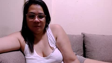 saint_flowerxxx online show from February 23, 2:35 pm