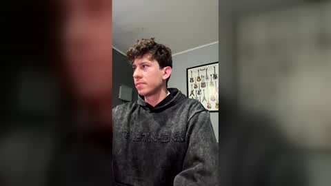 Snapshot of saint_nott chatting on May 25, 1:55 am saint_nott online show from May 25, 1:55 am