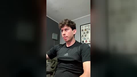 Snapshot of saint_nott chatting on May 26, 3:13 am saint_nott online show from May 26, 3:13 am