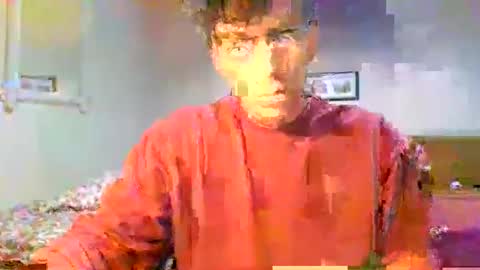 Snapshot of saint_nott chatting on June 4, 10:05 pm saint_nott online show from June 4, 10:05 pm