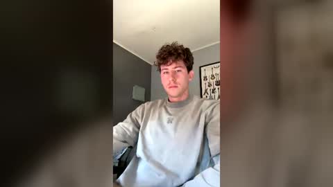 Snapshot of saint_nott chatting on June 15, 3:58 pm saint_nott online show from June 15, 3:58 pm