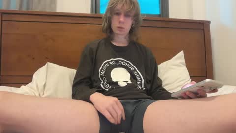 saintfawn online show from June 3, 1:19 am