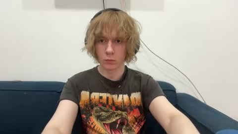 saintfawn online show from July 29, 4:27 pm
