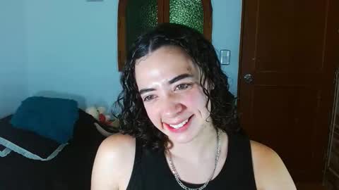 Snapshot of sajecrismaa chatting on September 24, 7:01 am crisma online show from September 24, 7:01 am
