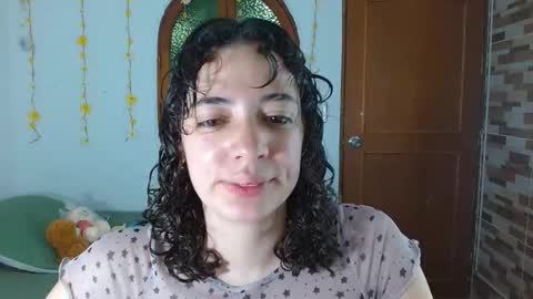 Snapshot of sajecrismaa chatting on October 7, 6:49 pm crisma online show from October 7, 6:49 pm