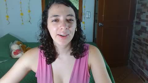 Snapshot of sajecrismaa chatting on October 12, 7:46 pm crisma online show from October 12, 7:46 pm