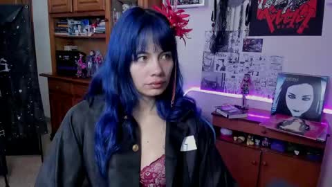    online show from May 7, 8:52 am