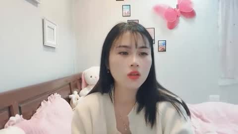 Snapshot of saki8386 chatting on December 14, 2:33 pm saki8386 online show from December 14, 2:33 pm