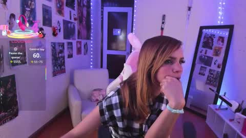 sakura_of online show from September 19, 12:06 pm
