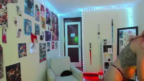 sakura_of online show from October 2, 1:51 pm