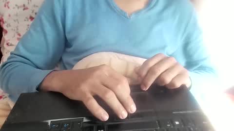 salah442765 online show from April 24, 10:50 am