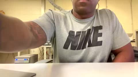 Cum Hanks online show from January 10, 12:40 pm