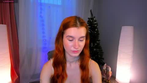 Snapshot of sallybiscuit chatting on December 19, 10:34 am Sally online show from December 19, 10:34 am