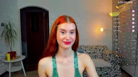 Snapshot of sallybiscuit chatting on October 1, 12:33 pm Sally online show from October 1, 12:33 pm
