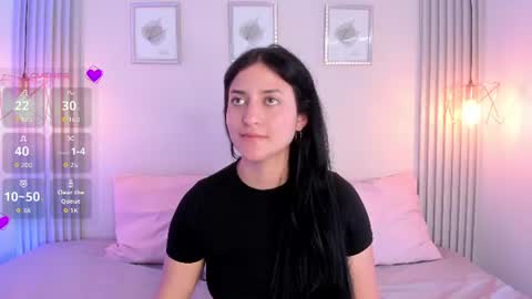 Snapshot of sallyrosee_ chatting on July 28, 6:20 pm Sally online show from July 28, 6:20 pm