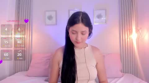 Snapshot of sallyrosee_ chatting on August 2, 4:27 pm Sally online show from August 2, 4:27 pm
