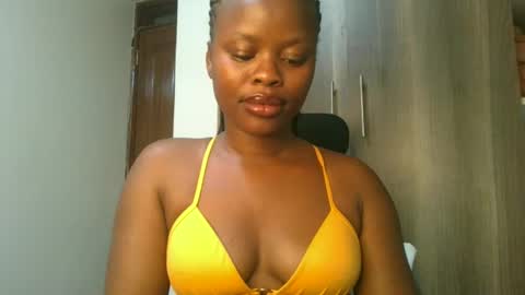 Snapshot of sallysasha254 chatting on December 8, 10:52 am sallysasha254 online show from December 8, 10:52 am