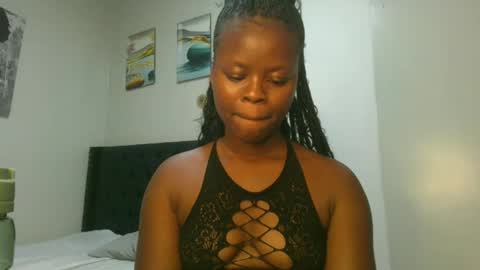 Snapshot of sallysasha254 chatting on January 6, 6:10 pm sallysasha254 online show from January 6, 6:10 pm