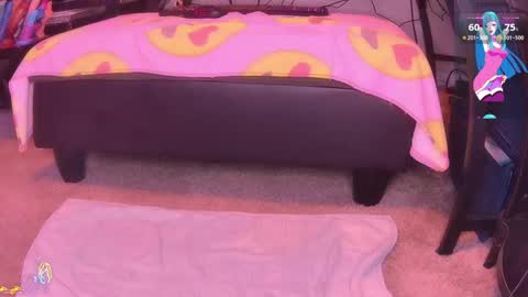 SissySally online show from April 18, 1:04 pm