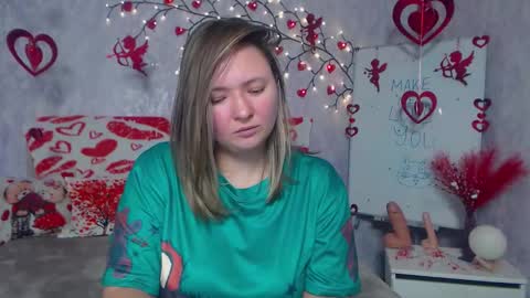 Sally online show from February 3, 6:57 pm