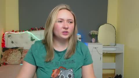 Sally online show from May 2, 6:02 pm