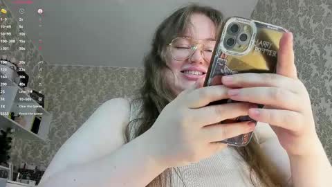 Snapshot of salma_queen chatting on May 10, 9:20 pm SalmaRoth online show from May 10, 9:20 pm