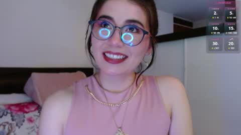 Snapshot of salma_tori chatting on July 17, 1:45 am salma_tori online show from July 17, 1:45 am