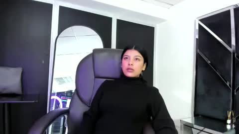 salmaportman_ online show from September 26, 3:54 am