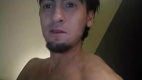 salmonman1305 online show from December 3, 12:35 am