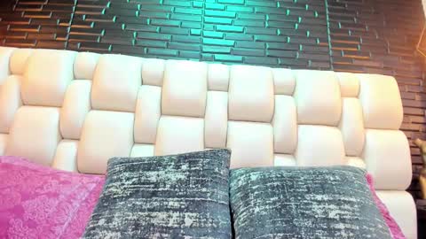 salome online show from February 13, 7:10 pm